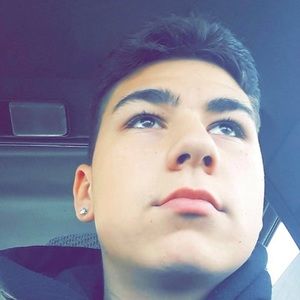 Meet your Posher, Eli